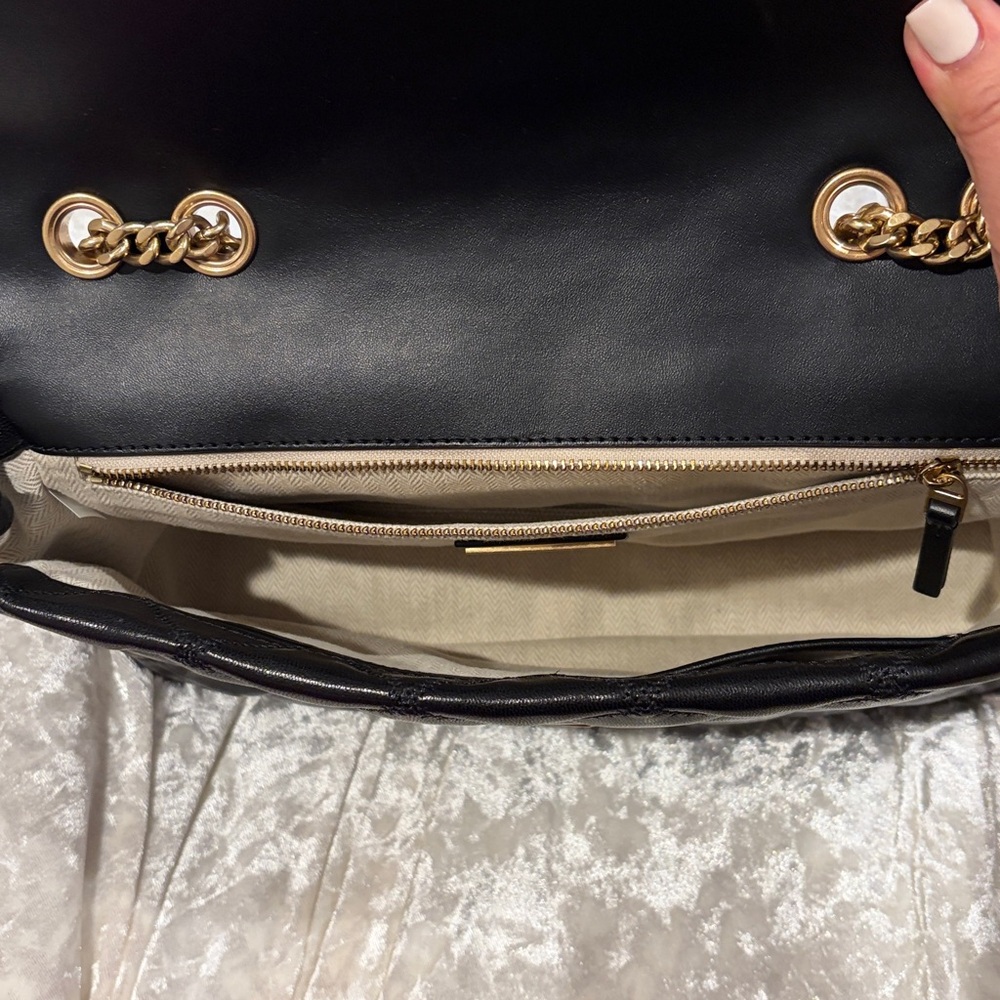 Tory Burch Black Quilted Leather Shoulder Bag- new - Picture 7 of 14